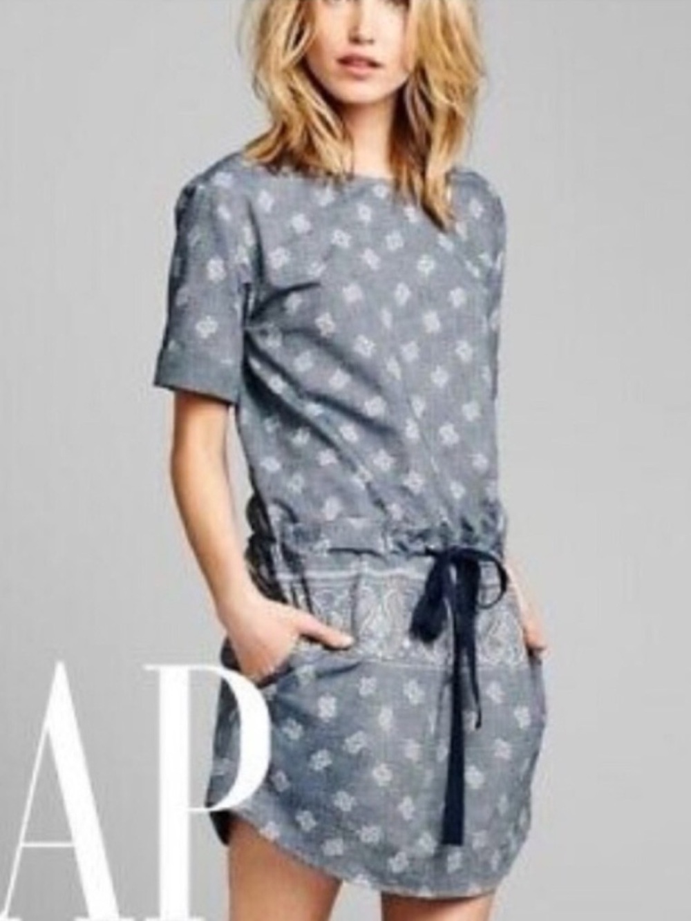 NWT GAP Chambray Bandana Paisley Dress Blue Tie Waist Cotton Pockets SIZE MEDIUM